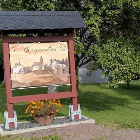 Ferienhaeuser Mia Am Baybachtal Semesterbostad Beltheim